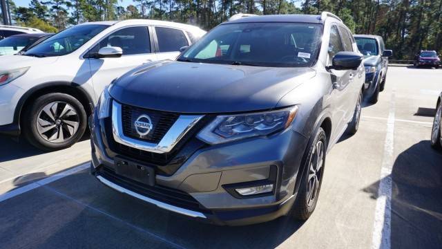 2017 Nissan Rogue SL FWD photo