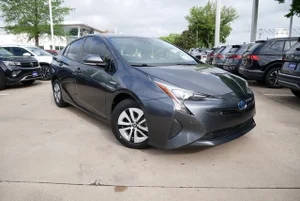 2017 Toyota Prius Four FWD photo