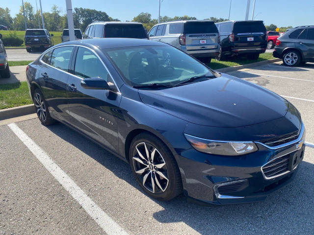 2017 Chevrolet Malibu LT FWD photo