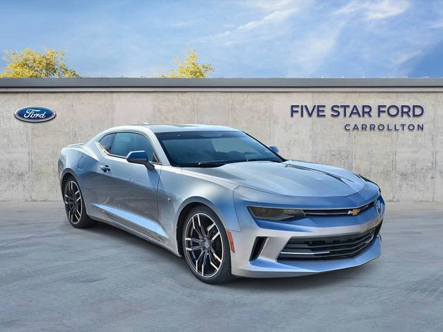 2018 Chevrolet Camaro 1LT RWD photo