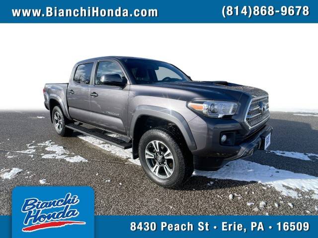 2017 Toyota Tacoma TRD Sport 4WD photo