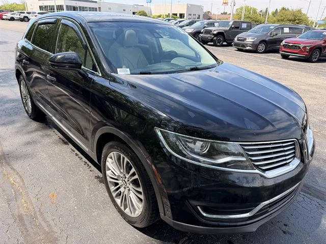 2017 Lincoln MKX Reserve AWD photo