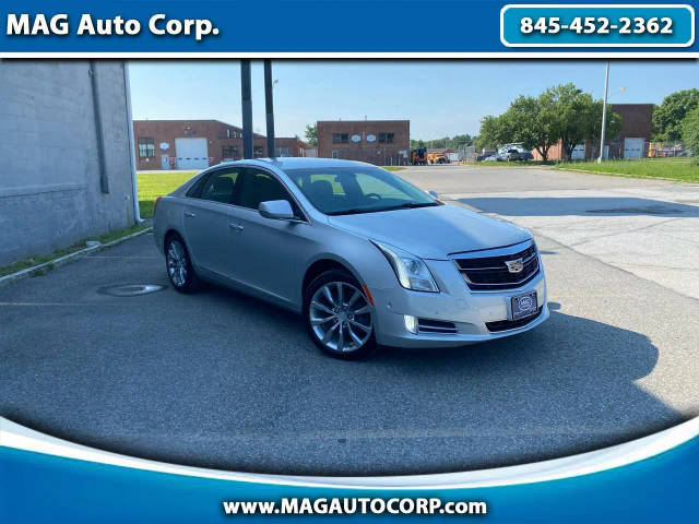 2017 Cadillac XTS Luxury FWD photo