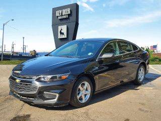 2017 Chevrolet Malibu LS FWD photo