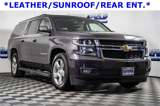 2017 Chevrolet Suburban LT 4WD photo