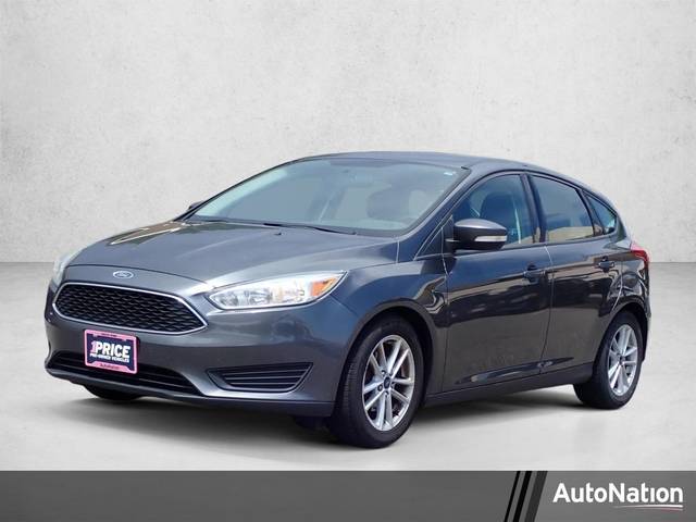 2017 Ford Focus SE FWD photo