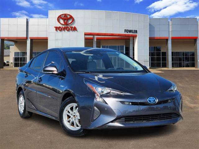 2017 Toyota Prius Four FWD photo