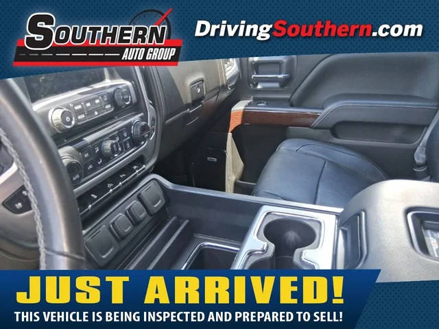 2017 GMC Sierra 1500 SLT 4WD photo