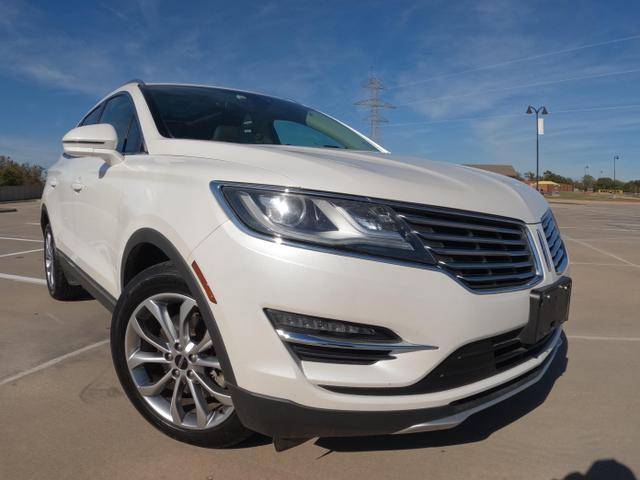 2017 Lincoln MKC Select FWD photo
