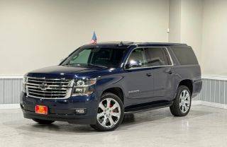 2017 Chevrolet Suburban LT 4WD photo