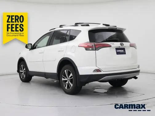 2017 Toyota RAV4 XLE AWD photo