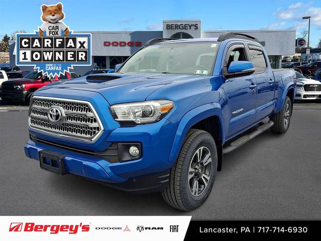 2017 Toyota Tacoma TRD Sport 4WD photo