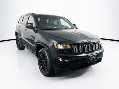 2017 Jeep Grand Cherokee Altitude RWD photo