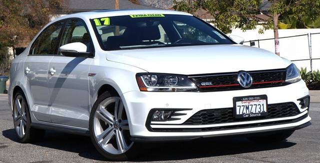 2017 Volkswagen Jetta GLI FWD photo