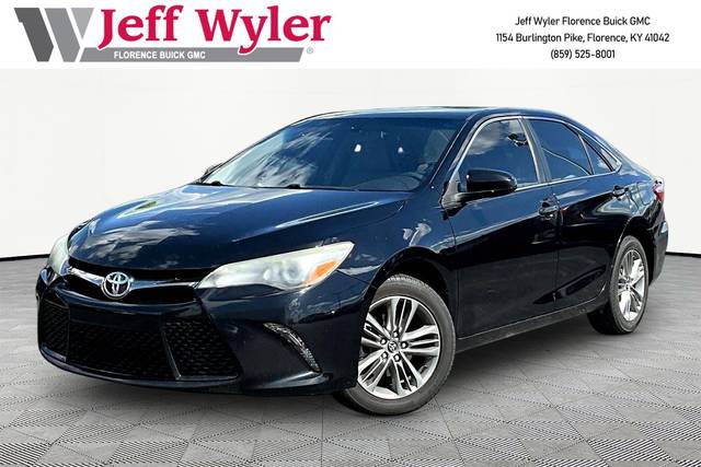 2017 Toyota Camry SE FWD photo