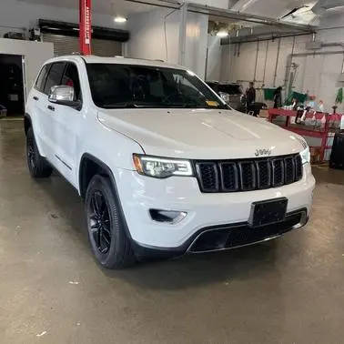 2017 Jeep Grand Cherokee Limited 4WD photo