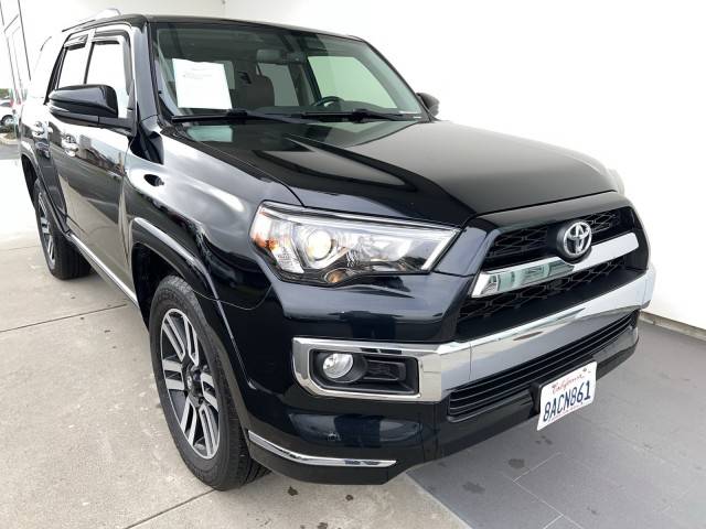 2017 Toyota 4Runner Limited 4WD photo