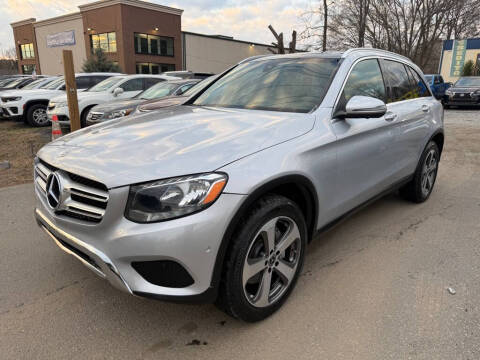 2017 Mercedes-Benz GLC-Class GLC 300 RWD photo