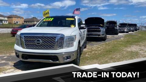 2017 Nissan Titan SV 4WD photo