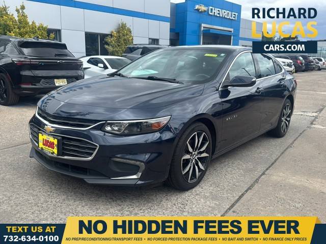 2017 Chevrolet Malibu LT FWD photo