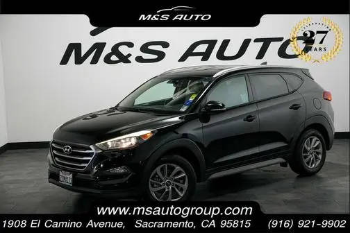 2017 Hyundai Tucson SE Plus FWD photo