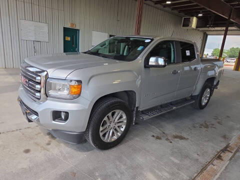 2017 GMC Canyon 4WD SLT 4WD photo