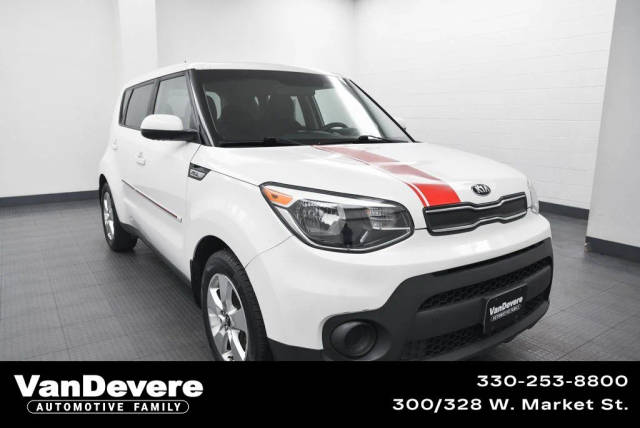 2017 Kia Soul Base FWD photo