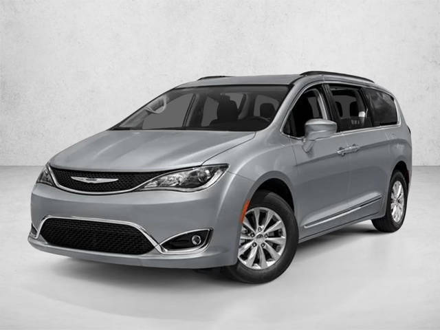 2017 Chrysler Pacifica Minivan Limited FWD photo