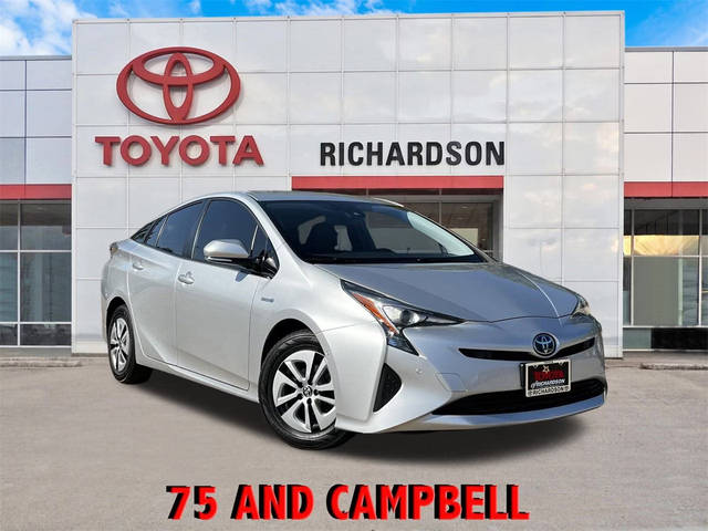 2017 Toyota Prius Four FWD photo