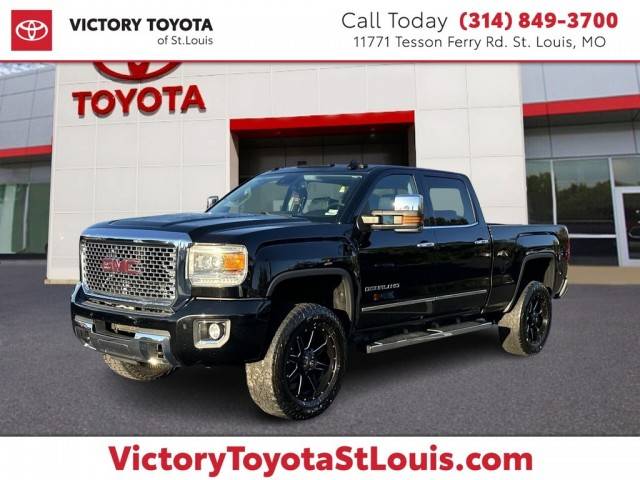 2016 GMC Sierra 2500HD Denali 4WD photo