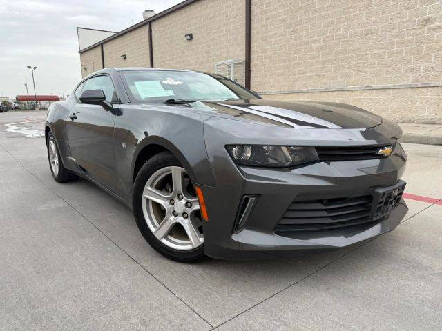2018 Chevrolet Camaro 1LT RWD photo
