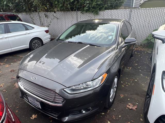 2016 Ford Fusion SE FWD photo