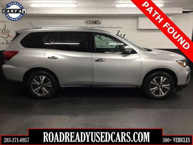 2017 Nissan Pathfinder S 4WD photo