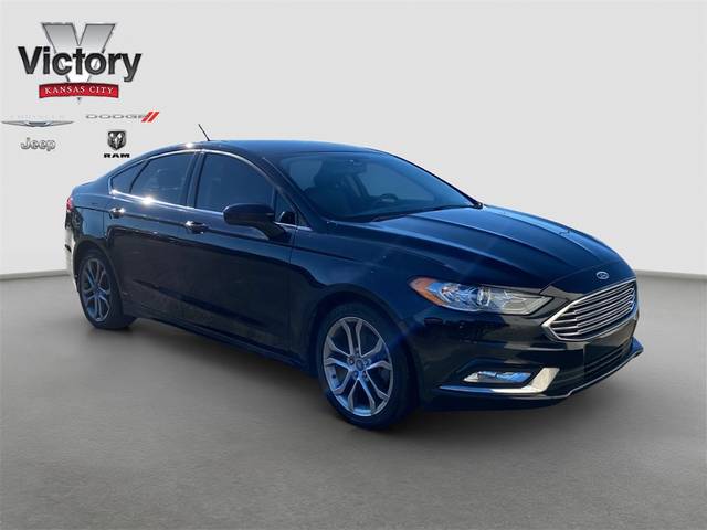 2017 Ford Fusion SE FWD photo