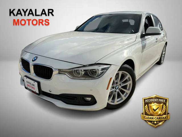 2017 BMW 3 Series 320i RWD photo