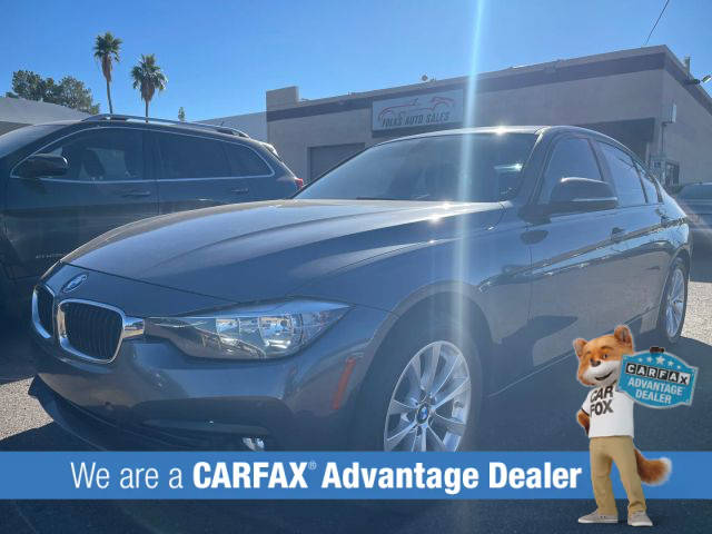 2017 BMW 3 Series 320i RWD photo