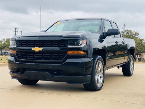 2017 Chevrolet Silverado 1500 Custom RWD photo