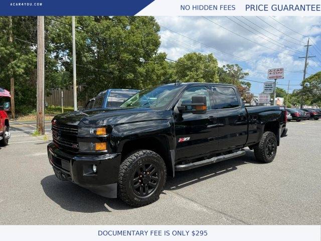 2017 Chevrolet Silverado 2500HD LT 4WD photo