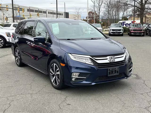 2018 Honda Odyssey Elite FWD photo