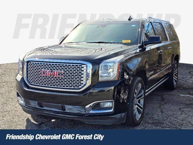 2017 GMC Yukon XL Denali RWD photo