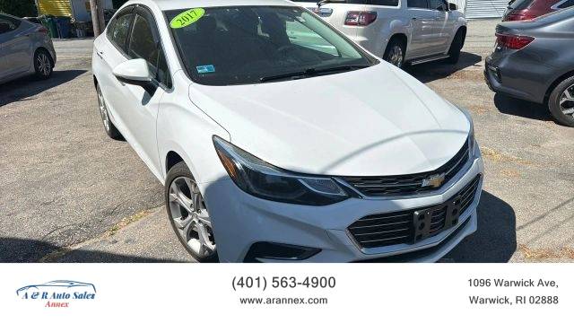 2017 Chevrolet Cruze Premier FWD photo