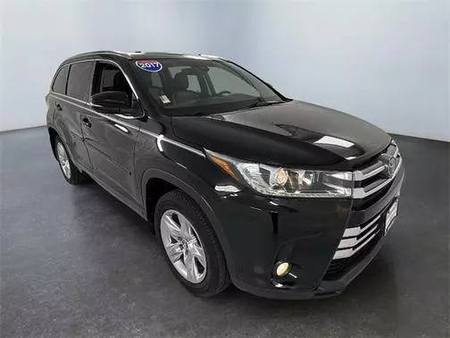 2017 Toyota Highlander Limited AWD photo