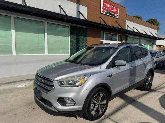 2017 Ford Escape SE FWD photo