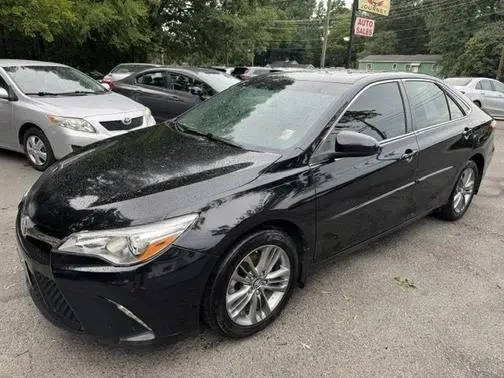 2017 Toyota Camry SE FWD photo