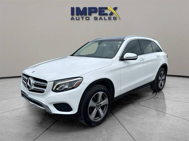 2017 Mercedes-Benz GLC-Class GLC 300 AWD photo