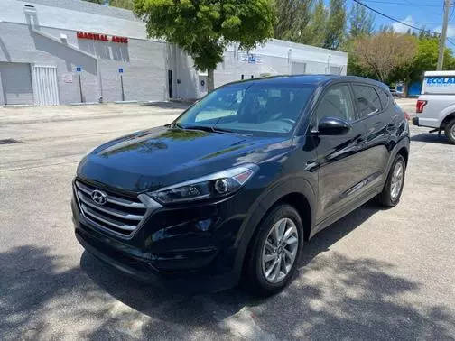 2017 Hyundai Tucson SE FWD photo