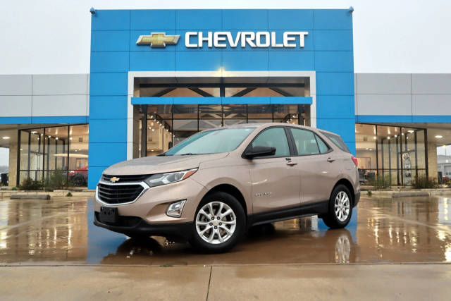 2018 Chevrolet Equinox LS FWD photo