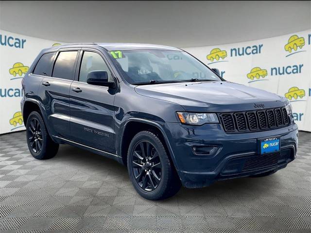 2017 Jeep Grand Cherokee Altitude 4WD photo