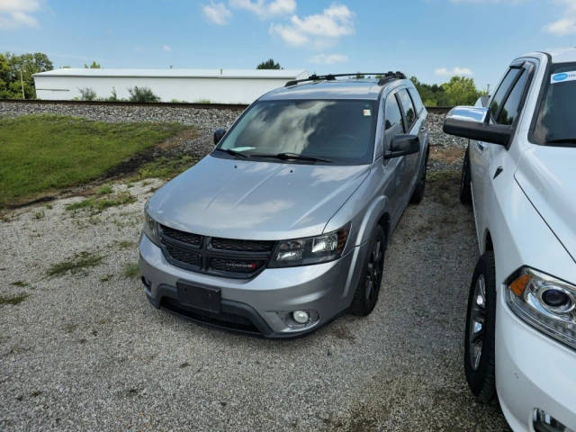 2017 Dodge  SXT FWD photo