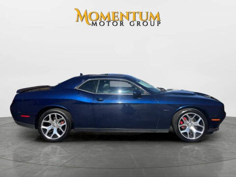 2015 Dodge Challenger R/T Plus RWD photo